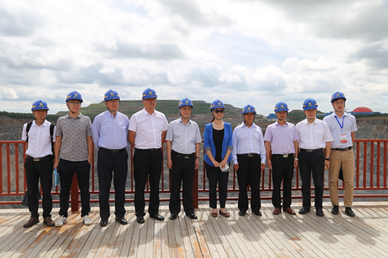 5b6da9c195b22.png blob.png